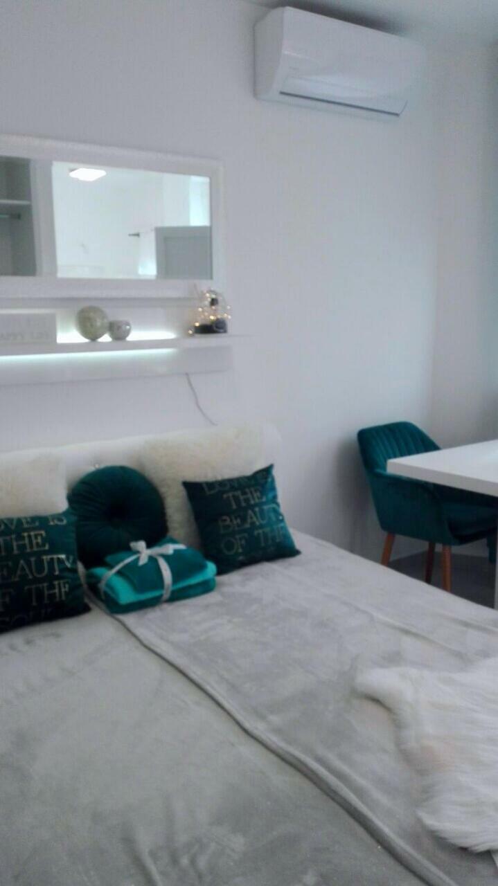 Studio Apartman Vortex Fažana Exterior foto