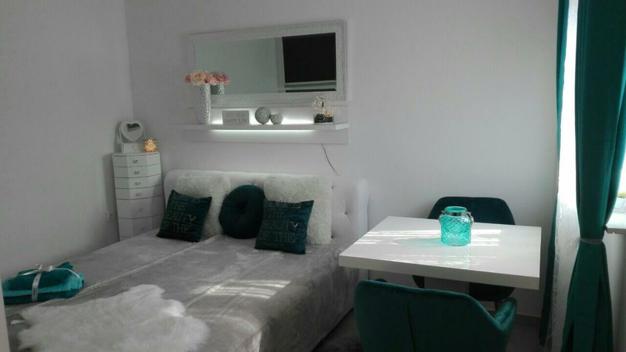 Studio Apartman Vortex Fažana Exterior foto